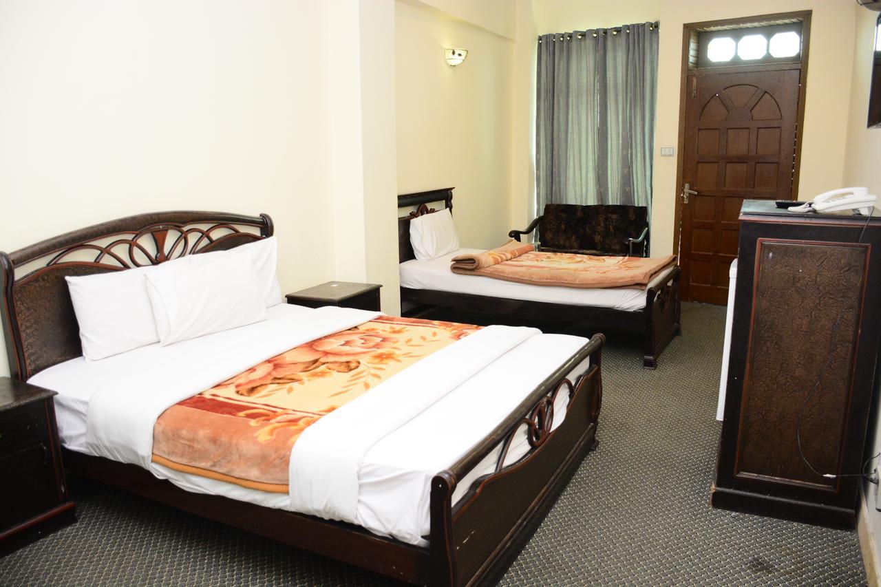 Hotel Move-N-Pick Murree Extérieur photo